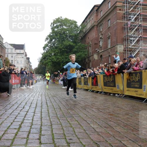 13.09.2026 - Kiel Lauf Yannick Fuchs http://msf.ph/oto/10276401 13.09.2026 08:49:20 Ziel 135, 6891 meine-sportfotos.de