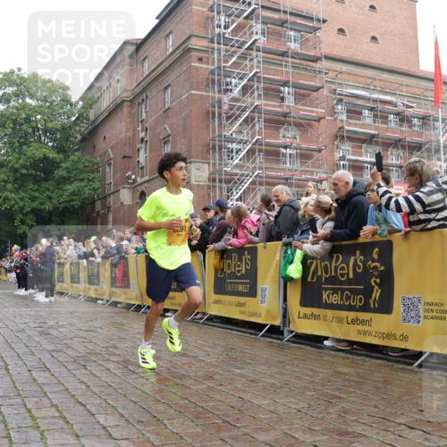 13.09.2026 - Kiel Lauf Yannick Fuchs http://msf.ph/oto/10276469 13.09.2026 08:49:23 Ziel 135, 6891 meine-sportfotos.de