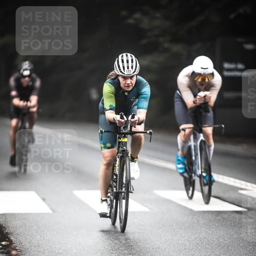 13.09.2026 - Stadtparktriathlon H.Heesch http://msf.ph/oto/10276516 13.09.2026 09:09:46 Radfahren 90, 122, 146, 166, 173, 193 meine-sportfotos.de