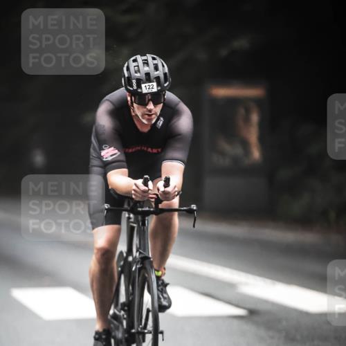 13.09.2026 - Stadtparktriathlon H.Heesch http://msf.ph/oto/10276538 13.09.2026 09:09:48 Radfahren 90, 122, 166, 173, 193 meine-sportfotos.de