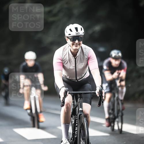 13.09.2026 - Stadtparktriathlon H.Heesch http://msf.ph/oto/10276553 13.09.2026 10:37:16 Radfahren 354, 385, 394, 398, 406, 419, 452, 460, 499, 536, 568, 582 meine-sportfotos.de