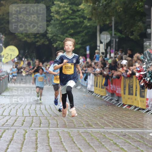 13.09.2026 - Kiel Lauf Yannick Fuchs http://msf.ph/oto/10276575 13.09.2026 08:49:39 Ziel 135, 6891, 10319 meine-sportfotos.de