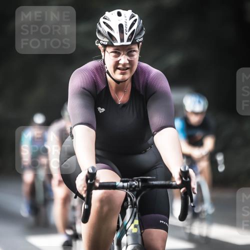 13.09.2026 - Stadtparktriathlon H.Heesch http://msf.ph/oto/10276594 13.09.2026 10:37:19 Radfahren 377, 385, 394, 398, 406, 419, 433, 452, 460, 499, 536, 544, 568, 582 meine-sportfotos.de