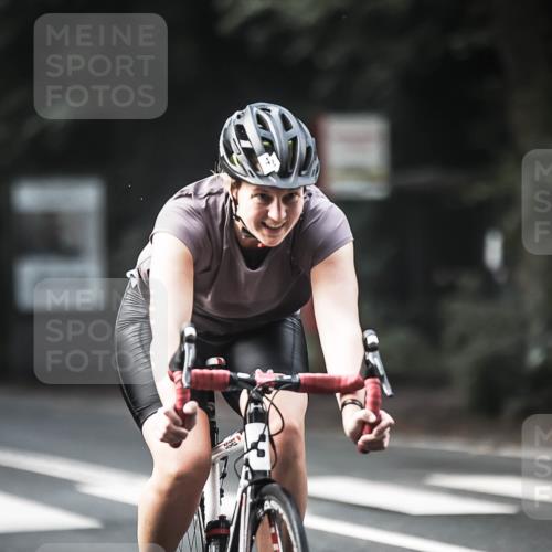 13.09.2026 - Stadtparktriathlon H.Heesch http://msf.ph/oto/10276609 13.09.2026 10:37:20 Radfahren 372, 377, 385, 394, 398, 419, 433, 452, 460, 499, 536, 544, 568, 582 meine-sportfotos.de