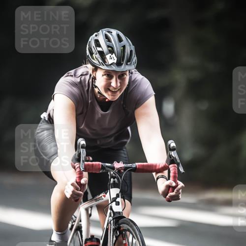 13.09.2026 - Stadtparktriathlon H.Heesch http://msf.ph/oto/10276611 13.09.2026 10:37:20 Radfahren 372, 377, 385, 394, 398, 419, 433, 452, 460, 499, 536, 544, 568, 582 meine-sportfotos.de