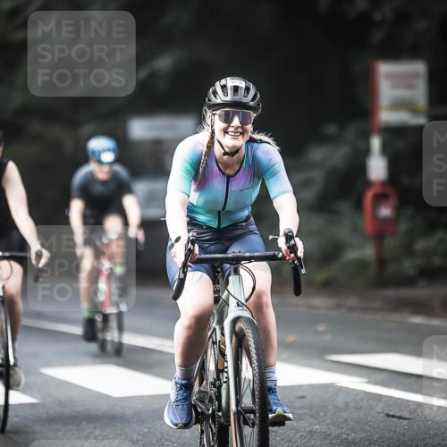 13.09.2026 - Stadtparktriathlon H.Heesch http://msf.ph/oto/10276620 13.09.2026 10:37:21 Radfahren 372, 377, 385, 394, 398, 419, 433, 452, 460, 499, 536, 544, 568, 582 meine-sportfotos.de