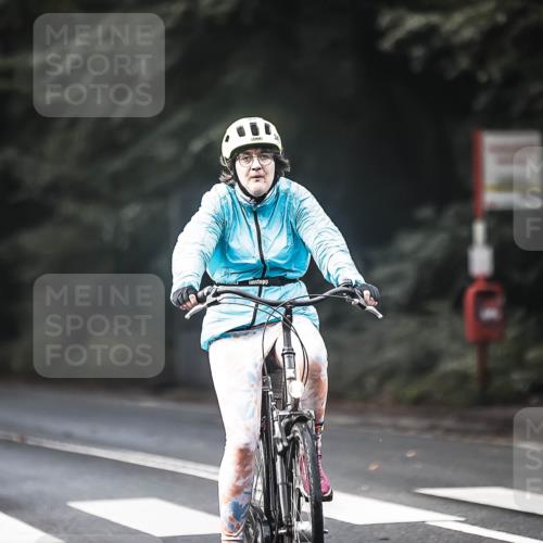 13.09.2026 - Stadtparktriathlon H.Heesch http://msf.ph/oto/10276686 13.09.2026 10:37:30 Radfahren 343, 372, 429, 494, 529 meine-sportfotos.de