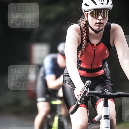 13.09.2026 - Stadtparktriathlon H.Heesch http://msf.ph/oto/10276731 13.09.2026 10:37:39 Radfahren 329, 381, 432, 540 meine-sportfotos.de