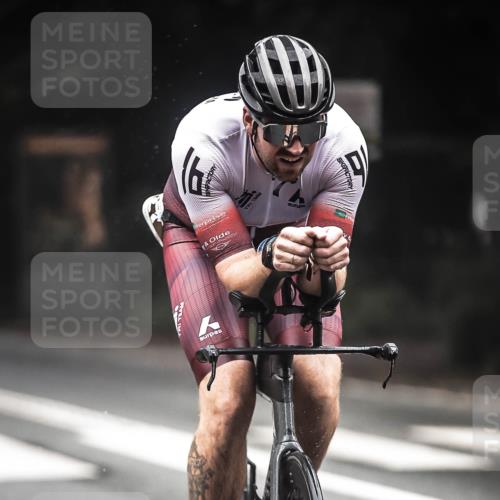 13.09.2026 - Stadtparktriathlon H.Heesch http://msf.ph/oto/10276732 13.09.2026 09:10:19 Radfahren 8, 127, 174 meine-sportfotos.de