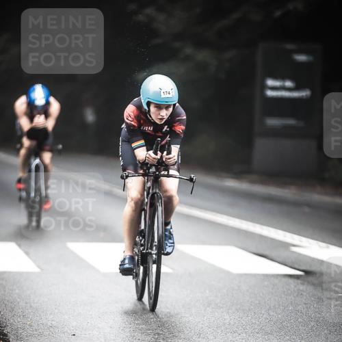13.09.2026 - Stadtparktriathlon H.Heesch http://msf.ph/oto/10276745 13.09.2026 09:10:25 Radfahren 8, 22, 174 meine-sportfotos.de