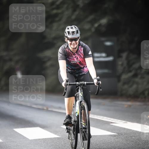 13.09.2026 - Stadtparktriathlon H.Heesch http://msf.ph/oto/10276760 13.09.2026 10:37:44 Radfahren 278, 329, 381, 432, 540 meine-sportfotos.de
