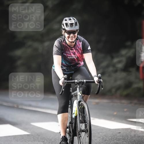 13.09.2026 - Stadtparktriathlon H.Heesch http://msf.ph/oto/10276765 13.09.2026 10:37:44 Radfahren 278, 329, 381, 432, 540 meine-sportfotos.de