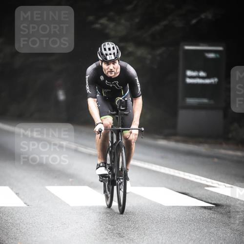 13.09.2026 - Stadtparktriathlon H.Heesch http://msf.ph/oto/10276776 13.09.2026 09:10:28 Radfahren 8, 22, 35, 174 meine-sportfotos.de