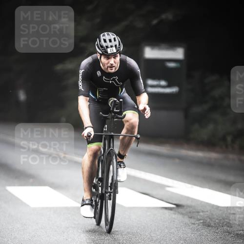 13.09.2026 - Stadtparktriathlon H.Heesch http://msf.ph/oto/10276783 13.09.2026 09:10:28 Radfahren 8, 22, 35, 174 meine-sportfotos.de