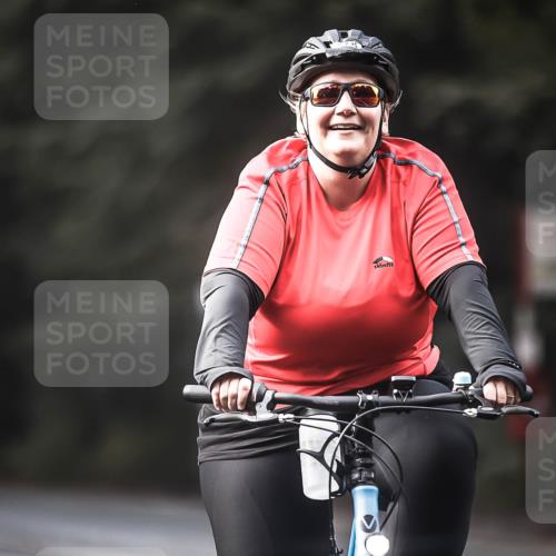 13.09.2026 - Stadtparktriathlon H.Heesch http://msf.ph/oto/10276795 13.09.2026 10:37:48 Radfahren 278, 329, 376, 381, 420, 449, 484, 491, 518, 527 meine-sportfotos.de