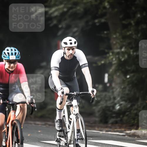 13.09.2026 - Stadtparktriathlon H.Heesch http://msf.ph/oto/10276810 13.09.2026 10:37:51 Radfahren 278, 376, 420, 449, 484, 491, 504, 518, 527, 584 meine-sportfotos.de