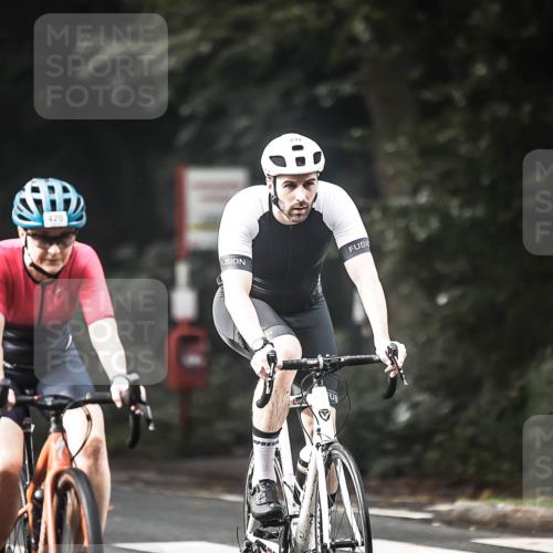 13.09.2026 - Stadtparktriathlon H.Heesch http://msf.ph/oto/10276812 13.09.2026 10:37:51 Radfahren 278, 376, 420, 449, 484, 491, 504, 518, 527, 584 meine-sportfotos.de