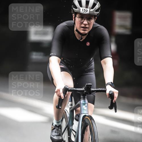 13.09.2026 - Stadtparktriathlon H.Heesch http://msf.ph/oto/10276832 13.09.2026 09:10:36 Radfahren 15, 35, 159 meine-sportfotos.de
