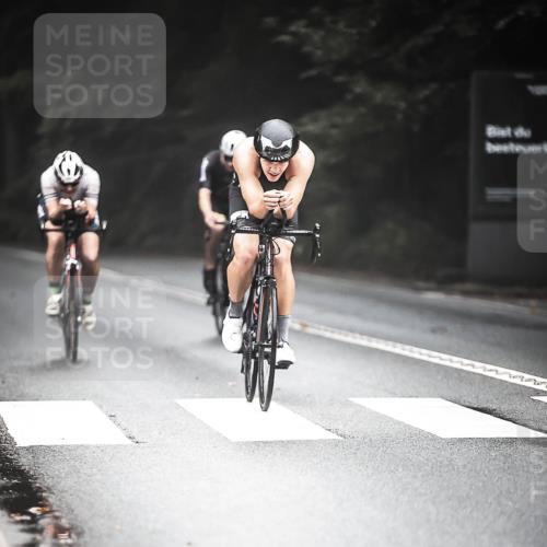 13.09.2026 - Stadtparktriathlon H.Heesch http://msf.ph/oto/10276834 13.09.2026 09:10:41 Radfahren 15, 103, 159, 200 meine-sportfotos.de