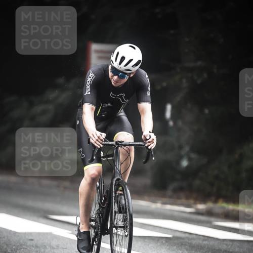 13.09.2026 - Stadtparktriathlon H.Heesch http://msf.ph/oto/10276864 13.09.2026 09:10:43 Radfahren 15, 103, 200 meine-sportfotos.de