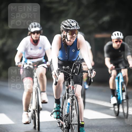 13.09.2026 - Stadtparktriathlon H.Heesch http://msf.ph/oto/10276914 13.09.2026 10:38:01 Radfahren 378, 451, 483, 487, 504, 553, 571, 584 meine-sportfotos.de