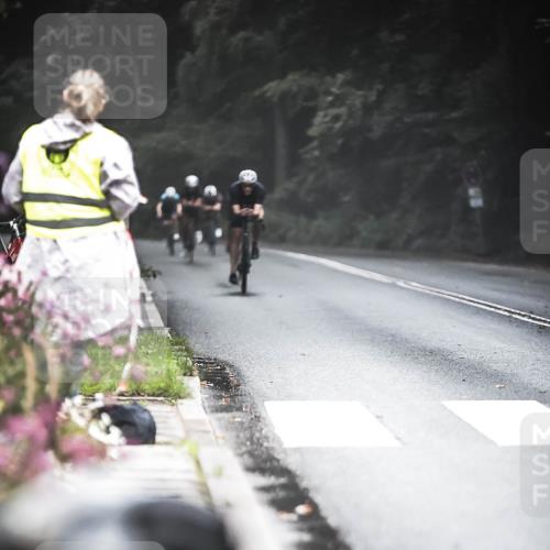 13.09.2026 - Stadtparktriathlon H.Heesch http://msf.ph/oto/10276936 13.09.2026 09:10:56 Radfahren 5, 14, 74, 85, 98, 107, 167 meine-sportfotos.de