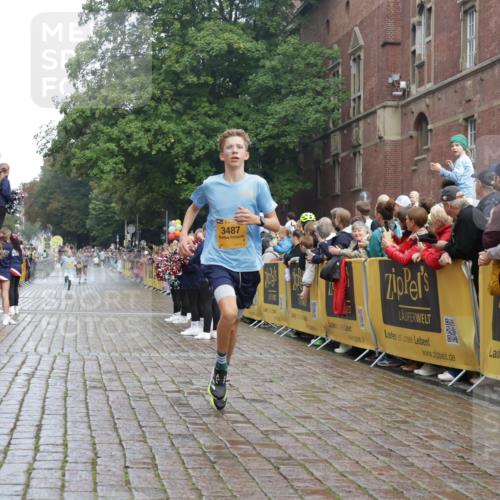 13.09.2026 - Kiel Lauf Yannick Fuchs http://msf.ph/oto/10276965 13.09.2026 08:50:05 Ziel 1710, 2909, 5168, 5258, 8786, 135, 6891, 10319, 3167, 3487, 11542 meine-sportfotos.de