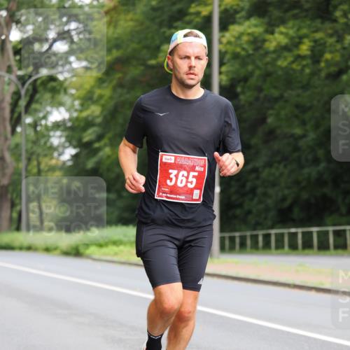 13.09.2026 - 21. swb-Marathon Bremen TobiasT http://msf.ph/oto/10276968 13.09.2026 11:36:28 Laufen 365, 21, 026 meine-sportfotos.de