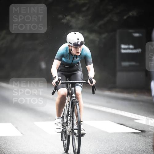 13.09.2026 - Stadtparktriathlon H.Heesch http://msf.ph/oto/10276995 13.09.2026 09:11:05 Radfahren 16, 58, 62, 85, 98, 107, 116, 187 meine-sportfotos.de