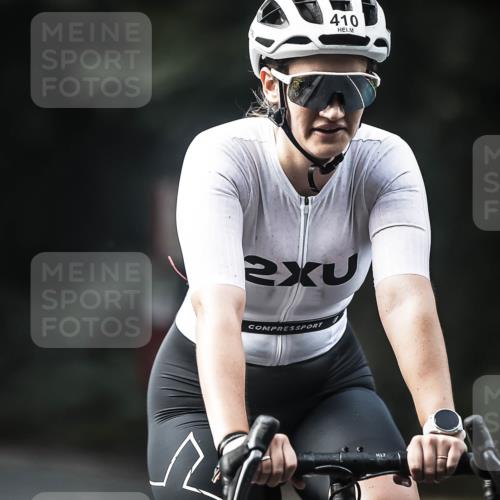 13.09.2026 - Stadtparktriathlon H.Heesch http://msf.ph/oto/10277023 13.09.2026 10:38:22 Radfahren 353, 358, 392, 410, 464, 490 meine-sportfotos.de