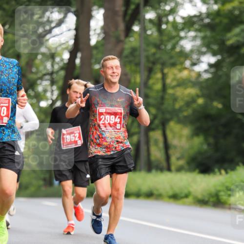 13.09.2026 - 21. swb-Marathon Bremen TobiasT http://msf.ph/oto/10277024 13.09.2026 11:38:01 Laufen 10, 1852, 2094 meine-sportfotos.de