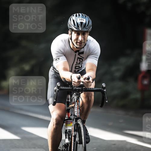 13.09.2026 - Stadtparktriathlon H.Heesch http://msf.ph/oto/10277056 13.09.2026 10:38:37 Radfahren 415, 505, 564, 566 meine-sportfotos.de