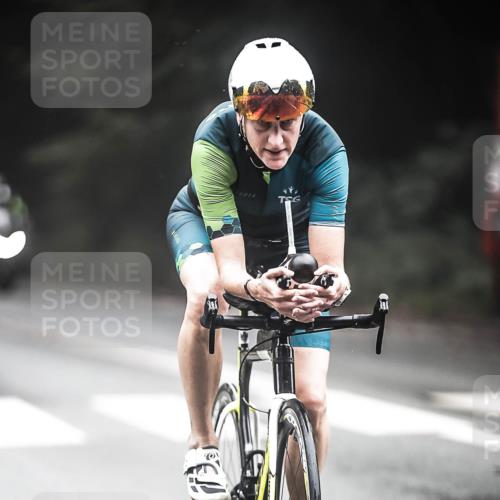 13.09.2026 - Stadtparktriathlon H.Heesch http://msf.ph/oto/10277058 13.09.2026 09:11:12 Radfahren 16, 58, 72, 116, 140, 152, 181 meine-sportfotos.de