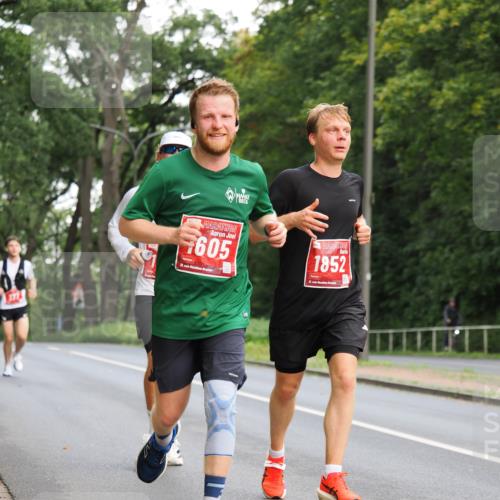 13.09.2026 - 21. swb-Marathon Bremen TobiasT http://msf.ph/oto/10277061 13.09.2026 11:38:06 Laufen 7605, 21, 261, 1852, 21, 2 meine-sportfotos.de
