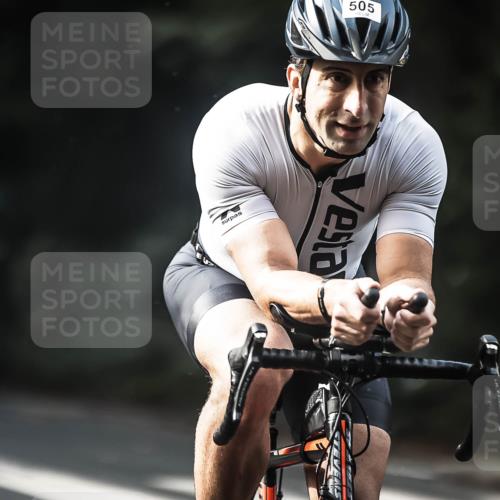 13.09.2026 - Stadtparktriathlon H.Heesch http://msf.ph/oto/10277067 13.09.2026 10:38:37 Radfahren 415, 505, 564, 566 meine-sportfotos.de