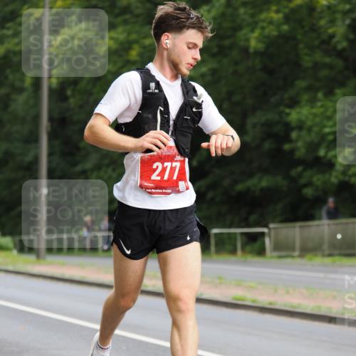 13.09.2026 - 21. swb-Marathon Bremen TobiasT http://msf.ph/oto/10277089 13.09.2026 11:38:11 Laufen 277, 2026 meine-sportfotos.de