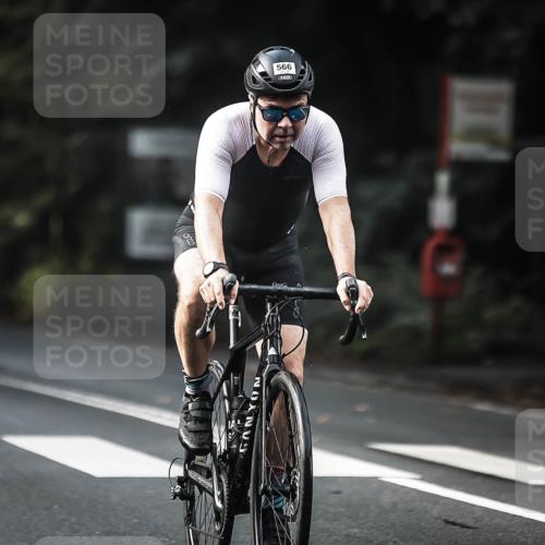13.09.2026 - Stadtparktriathlon H.Heesch http://msf.ph/oto/10277092 13.09.2026 10:38:42 Radfahren 505, 564, 566 meine-sportfotos.de