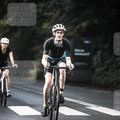 13.09.2026 - Stadtparktriathlon H.Heesch http://msf.ph/oto/10277113 13.09.2026 10:38:50 Radfahren 462, 486, 523, 543, 550 meine-sportfotos.de
