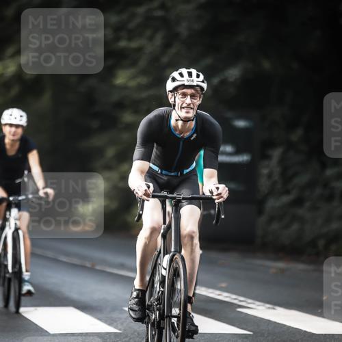13.09.2026 - Stadtparktriathlon H.Heesch http://msf.ph/oto/10277116 13.09.2026 10:38:50 Radfahren 462, 486, 523, 543, 550 meine-sportfotos.de