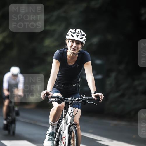 13.09.2026 - Stadtparktriathlon H.Heesch http://msf.ph/oto/10277122 13.09.2026 10:38:51 Radfahren 462, 486, 523, 543, 550 meine-sportfotos.de