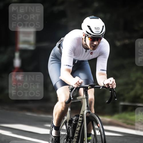 13.09.2026 - Stadtparktriathlon H.Heesch http://msf.ph/oto/10277145 13.09.2026 10:38:53 Radfahren 390, 400, 462, 486, 523, 543, 550 meine-sportfotos.de
