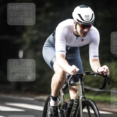 13.09.2026 - Stadtparktriathlon H.Heesch http://msf.ph/oto/10277146 13.09.2026 10:38:53 Radfahren 390, 400, 462, 486, 523, 543, 550 meine-sportfotos.de