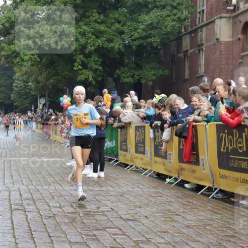 13.09.2026 - Kiel Lauf Yannick Fuchs http://msf.ph/oto/10277192 13.09.2026 08:50:18 Ziel 1710, 3167, 3487, 8786, 11542, 1710, 2909, 5168, 5258, 10319, 2443, 7511, 10359, 135, 6891 meine-sportfotos.de