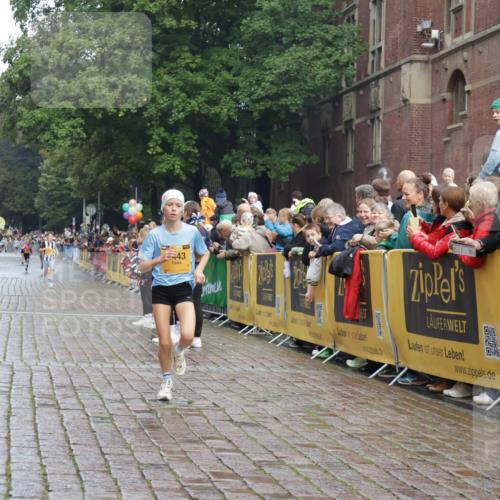 13.09.2026 - Kiel Lauf Yannick Fuchs http://msf.ph/oto/10277200 13.09.2026 08:50:18 Ziel 1710, 3167, 3487, 8786, 11542, 1710, 2909, 5168, 5258, 10319, 2443, 7511, 10359, 135, 6891 meine-sportfotos.de