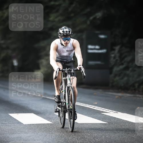 13.09.2026 - Stadtparktriathlon H.Heesch http://msf.ph/oto/10277254 13.09.2026 10:39:06 Radfahren 450, 473, 509, 520, 534, 573 meine-sportfotos.de