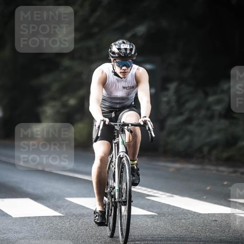 13.09.2026 - Stadtparktriathlon H.Heesch http://msf.ph/oto/10277261 13.09.2026 10:39:06 Radfahren 450, 473, 509, 520, 534, 573 meine-sportfotos.de