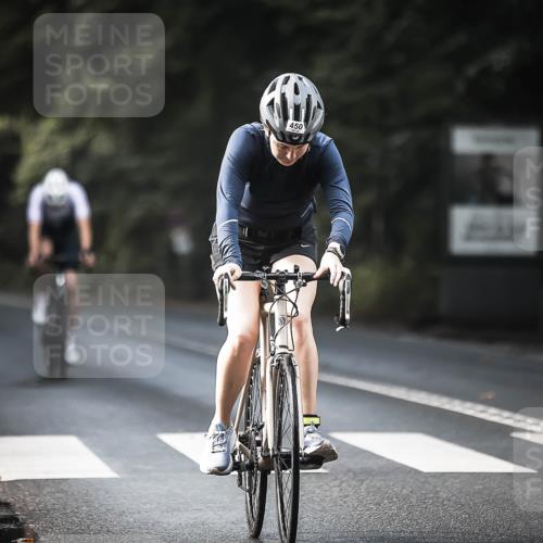 13.09.2026 - Stadtparktriathlon H.Heesch http://msf.ph/oto/10277281 13.09.2026 10:39:10 Radfahren 450, 473, 520, 572 meine-sportfotos.de