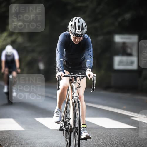 13.09.2026 - Stadtparktriathlon H.Heesch http://msf.ph/oto/10277284 13.09.2026 10:39:10 Radfahren 450, 473, 520, 572 meine-sportfotos.de