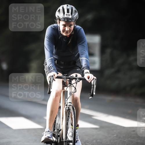 13.09.2026 - Stadtparktriathlon H.Heesch http://msf.ph/oto/10277294 13.09.2026 10:39:10 Radfahren 450, 473, 520, 572 meine-sportfotos.de