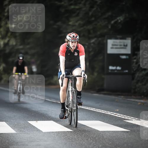13.09.2026 - Stadtparktriathlon H.Heesch http://msf.ph/oto/10277317 13.09.2026 10:39:16 Radfahren 344, 428, 450, 520, 561, 572 meine-sportfotos.de